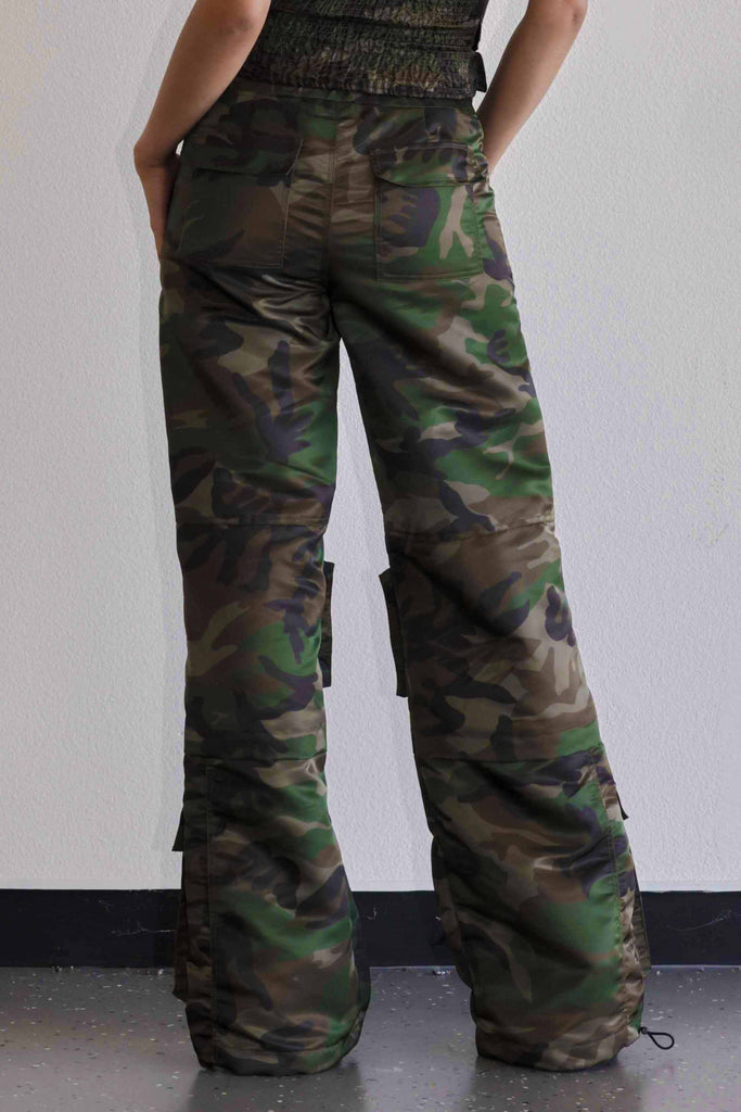 UTILITY NYLON WIDE CARGO PANTS