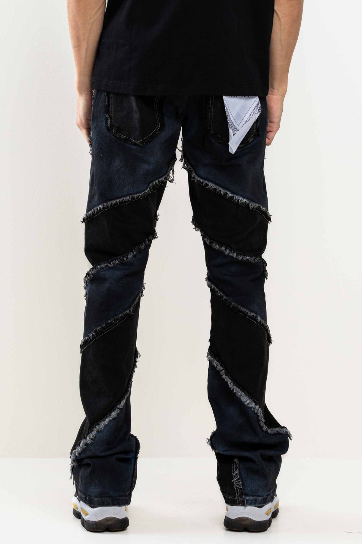 PREMIUM CUT&SEW DENIM PANTS | First Row